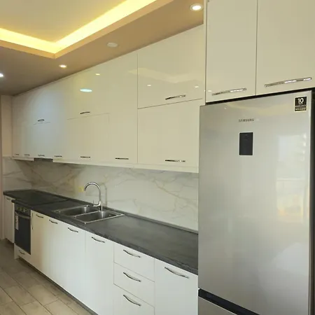 Mary's Luxury 2 * Pogradec