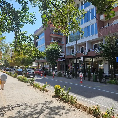 Mary's Luxury 2 * Pogradec