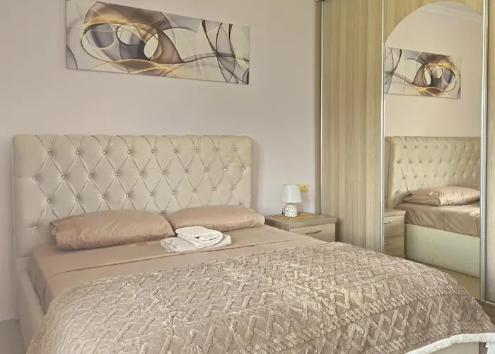 Mary's Luxury 2